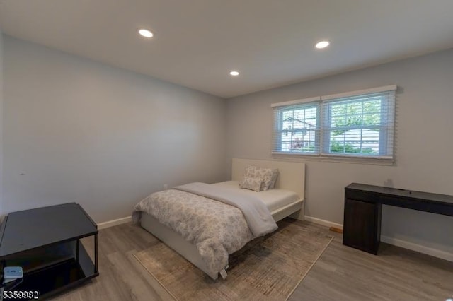 128 Jay Pl, Middlesex Boro, NJ 08846 - bedroom featuring wood finished floors, baseboards, and recessed lighting