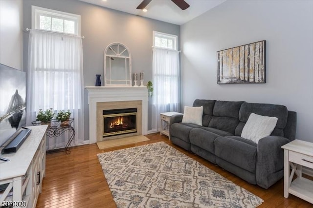 22 Troon Dr, Fredon Twp, NJ 07860 - living area featuring ceiling fan, a glass covered fireplace, light wood finished floors, and recessed lighting