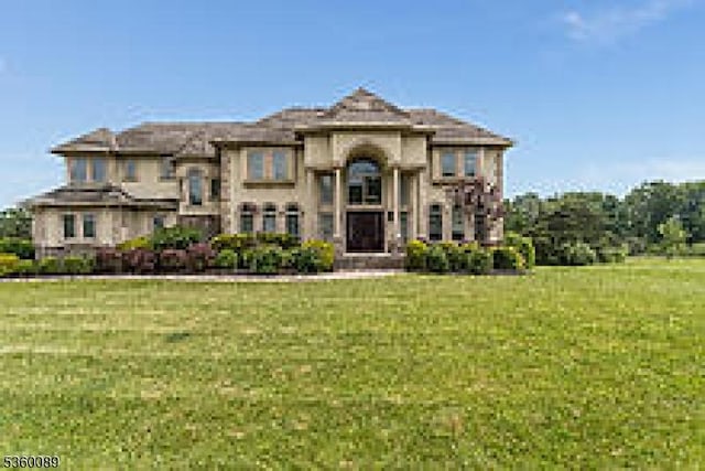 2 Kristina Way, Raritan Twp, NJ 08822 - view of front facade with a front lawn