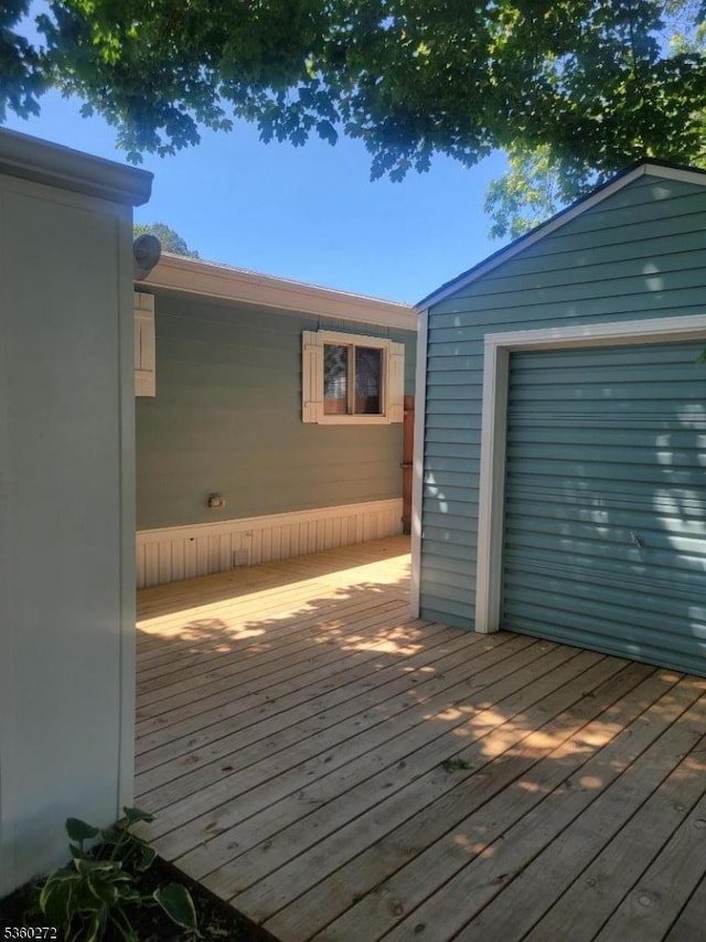 131 Douglas Dr, Jackson Twp, NJ 08527 - view of wooden terrace