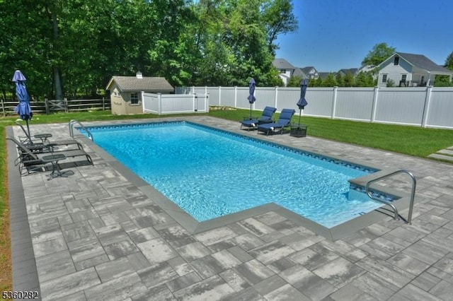 789 Charnwood Dr, Wyckoff Twp, NJ 07481 - view of pool featuring a patio