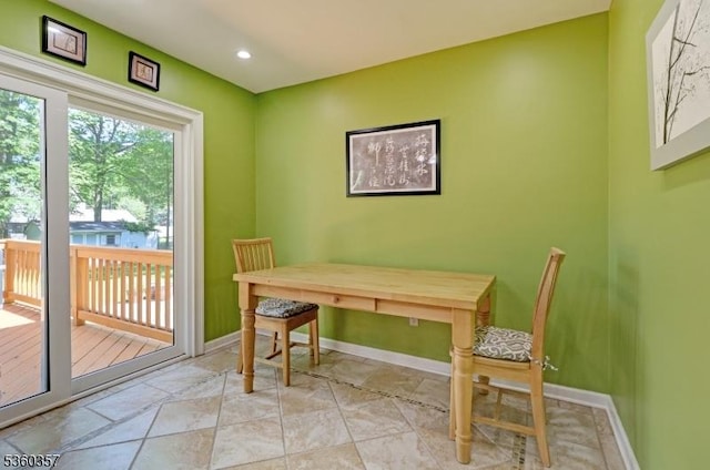 17 Druid Hill Dr, Parsippany-Troy Hills Twp, NJ 07054 - dining room with baseboards and recessed lighting