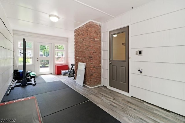 17 Druid Hill Dr, Parsippany-Troy Hills Twp, NJ 07054 - exercise room featuring wood finished floors