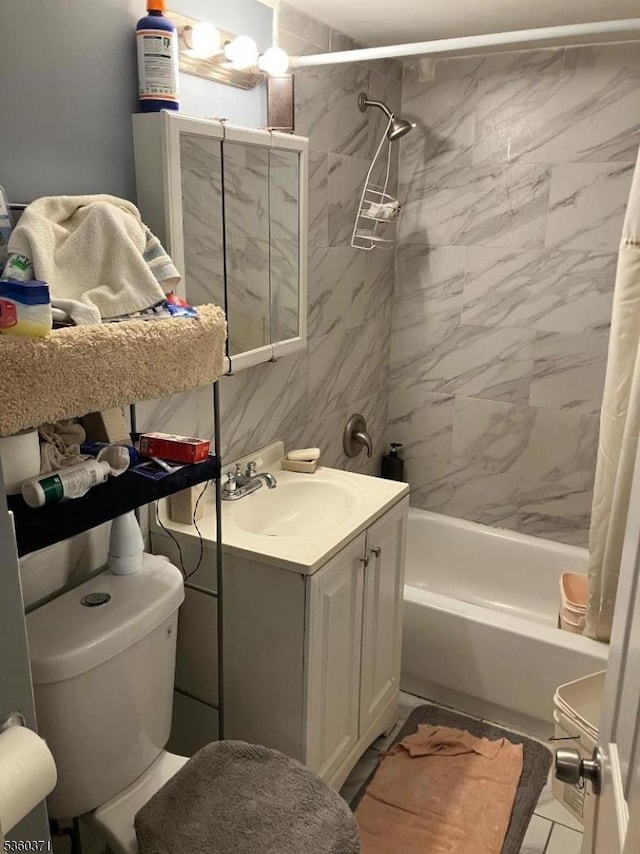 53 Glenwood Ave, City Of Orange Twp, NJ 07050 - full bath with shower / bath combination with curtain, vanity, and toilet