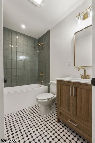 261 22nd St, Irvington Twp, NJ 07111 - full bath with toilet, vanity, and shower / bathtub combination