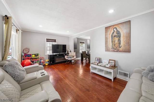 896 Maurice Ave, Rahway City, NJ 07065 - living area with wood finished floors, ornamental molding, recessed lighting, arched walkways, and baseboards
