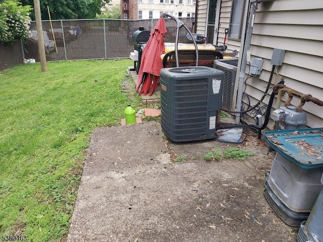 281 Reynolds Ter Unit 24, City Of Orange Twp, NJ 07050 - exterior view of central AC