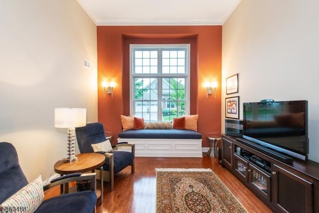 53 Patriots Way, Franklin Twp, NJ 08873 - sitting room with ornamental molding and wood finished floors