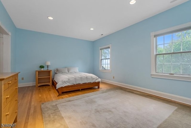 10 Beacon Hill Dr, Chester Twp, NJ 07930 - bedroom with baseboards, light wood-style flooring, and recessed lighting