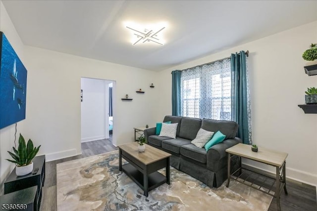 1036 Creger Ave, Union Twp, NJ 07083 - living room featuring wood finished floors and baseboards