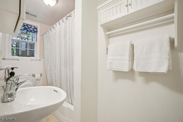 5 Barry Ln, Millburn Twp, NJ 07078 - bathroom with a sink and curtained shower