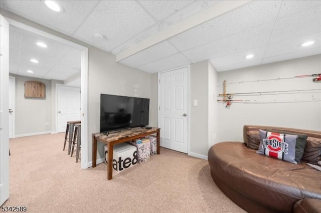 424 Willow Ct, Raritan Twp, NJ 08822 - carpeted living area with recessed lighting, a drop ceiling, and baseboards