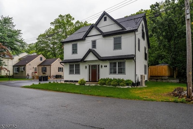 29 Tennis Rd, Jefferson Twp, NJ 07849 - view of front of house featuring roof with shingles