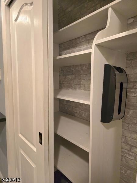 103 Mountain Top Rd, Lebanon Twp, NJ 08826 - view of closet