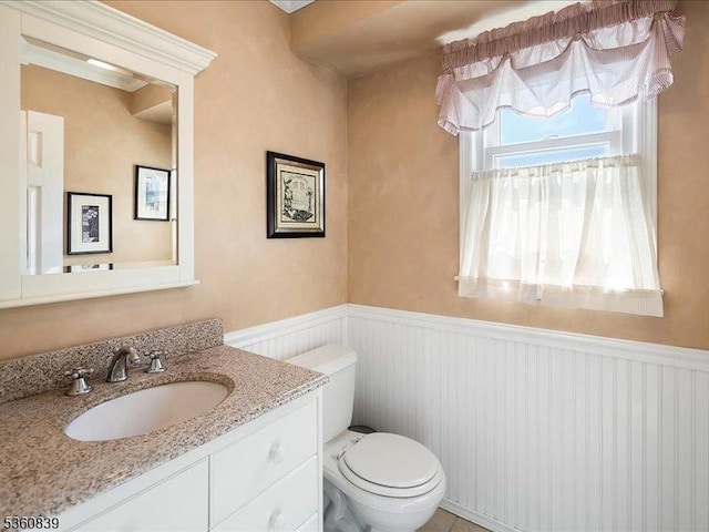 5 Portsmouth Ct, Raritan Twp, NJ 08822 - half bathroom with wainscoting, vanity, and toilet