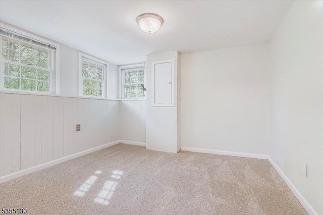 20 Woodland Trl, Sparta Twp, NJ 07871 - unfurnished room with carpet floors and baseboards