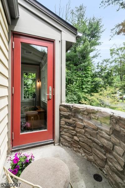 34 Keats Rd, Bernards Twp, NJ 07920 - view of doorway to property