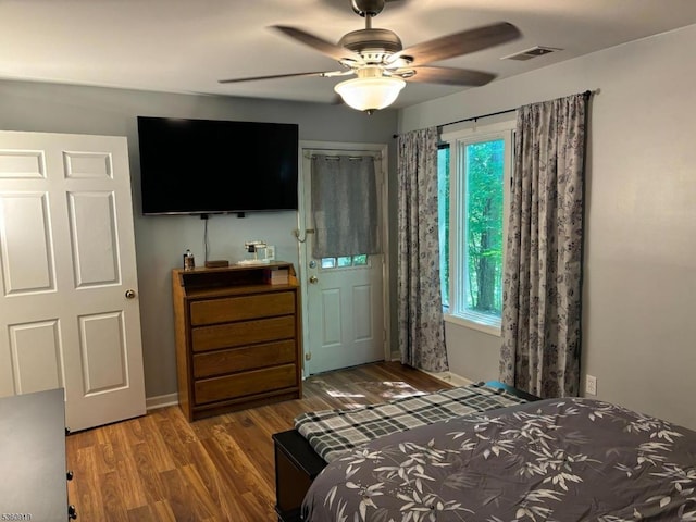 39 Augusta Dr, Clinton Twp, NJ 08801 - bedroom featuring wood finished floors, a ceiling fan, and baseboards