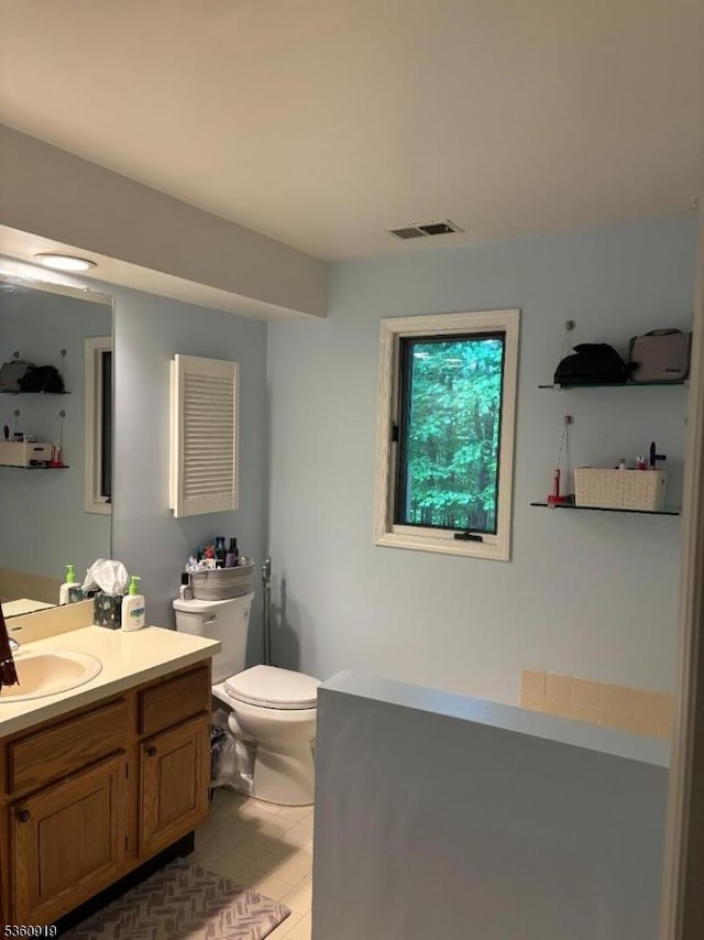 39 Augusta Dr, Clinton Twp, NJ 08801 - bathroom featuring vanity and toilet
