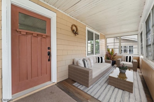 10 Garden Pl, Cranford Twp, NJ 07016 - property entrance featuring covered porch