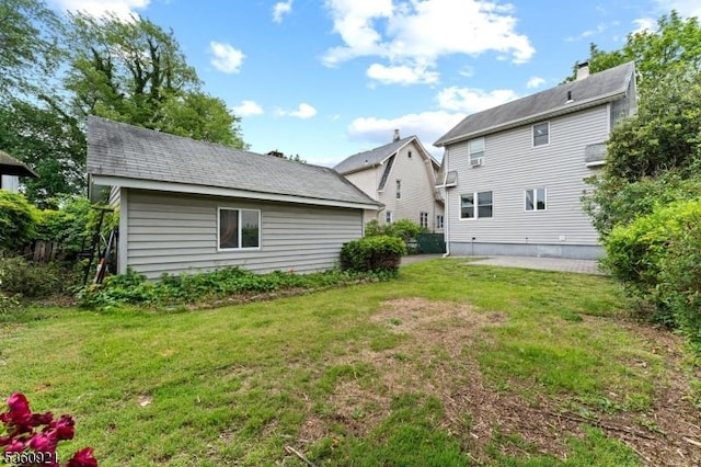 10 Garden Pl, Cranford Twp, NJ 07016 - back of house featuring a lawn