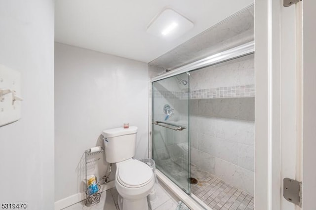 770 Stone St, Rahway City, NJ 07065 - full bath featuring a stall shower and toilet
