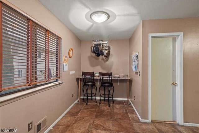 804 Orchard Meadows Dr, Union Twp, NJ 07083 - dining room with baseboards and a chandelier