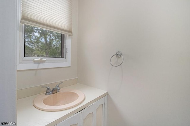 31 Canterberry Cir, Raritan Twp, NJ 08822 - bathroom with vanity
