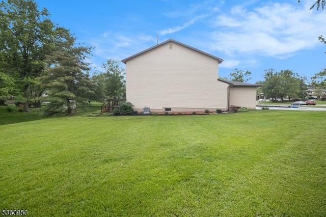 31 Canterberry Cir, Raritan Twp, NJ 08822 - view of property exterior with a yard and crawl space