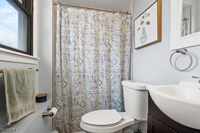 55 Jefferson St, Clifton City, NJ 07014 - bathroom featuring toilet, vanity, and a shower with shower curtain