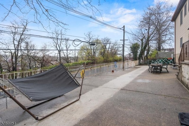55 Jefferson St, Clifton City, NJ 07014 - view of patio with outdoor dining area