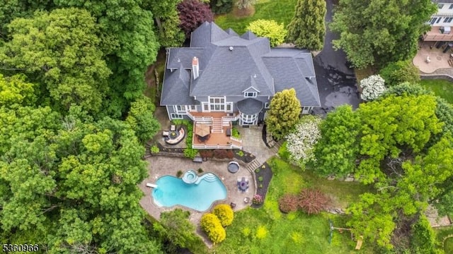 7 Briscoe Chase, Ringwood Boro, NJ 07456 - aerial view of property and surrounding area featuring a pool area