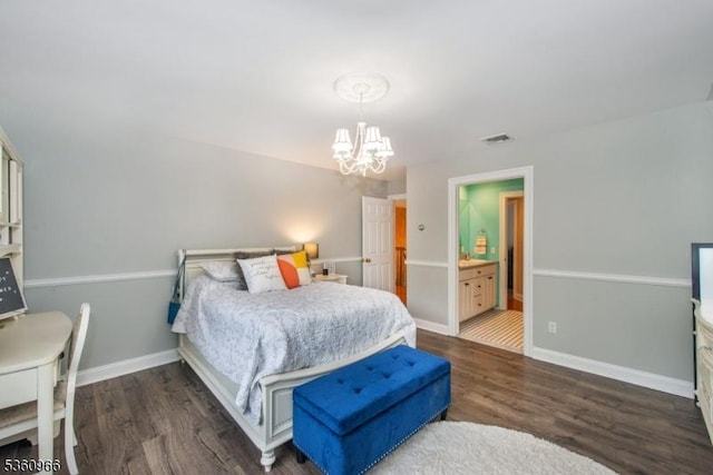 7 Briscoe Chase, Ringwood Boro, NJ 07456 - bedroom featuring a chandelier, wood finished floors, baseboards, and ensuite bathroom