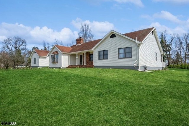 30 Claridge Ln, Raritan Twp, NJ 08822 - single story home featuring a front yard, a chimney, and a porch