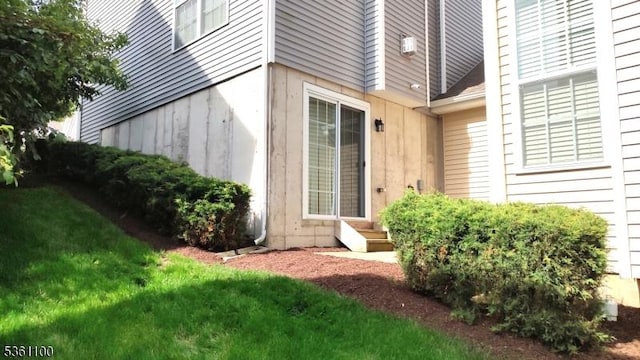 92 Sowers Dr Unit Cu92, Mount Olive Twp, NJ 07840 - property entrance with a lawn