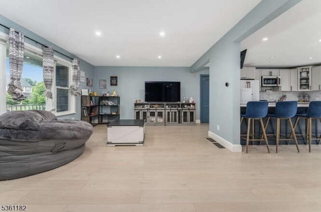11 Spring Mdw, Oxford Twp, NJ 07863 - living room featuring recessed lighting and light wood-type flooring
