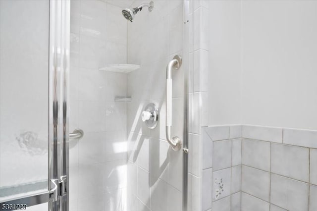 14 Highpoint Unit 14, Cedar Grove Twp, NJ 07009 - full bathroom featuring a stall shower
