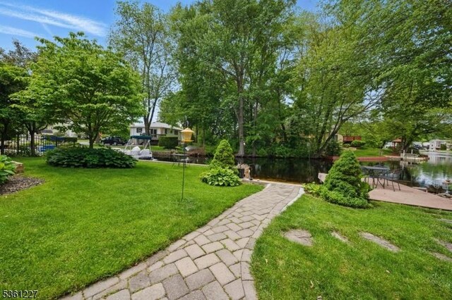 10 Fawn Ter, Jefferson Twp, NJ 07849 - view of yard with a water view