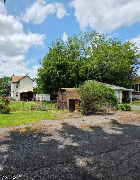 126 Park Ave, Lopatcong Twp, NJ 08865 - view of yard