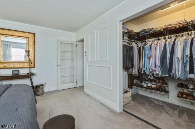 1 Hollywood Dr, Woodbridge Twp, NJ 07095 - bedroom featuring carpet flooring, a closet, and crown molding