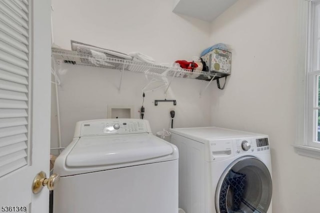 153 Burnt Meadow Rd, Ringwood Boro, NJ 07456 - washroom featuring washing machine and clothes dryer