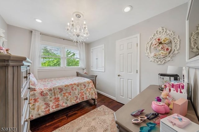 2507 Jay Pl, Union Twp, NJ 07083 - bedroom with dark wood-style flooring, a chandelier, recessed lighting, and baseboards