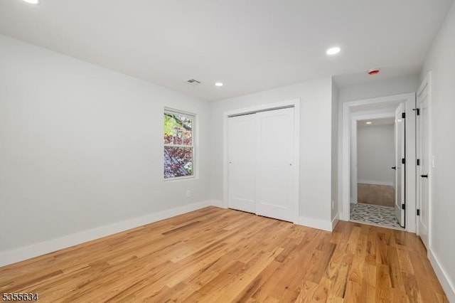 1314 Pine Grove Ave, Westfield Town, NJ 07090 - unfurnished bedroom with light wood finished floors, baseboards, a closet, and recessed lighting