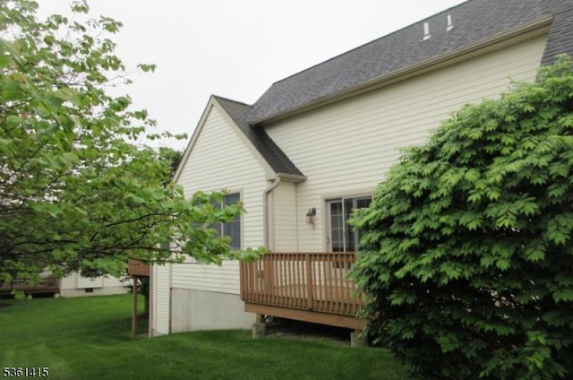 7 Troon Dr, Fredon Twp, NJ 07860 - back of house featuring a deck and a lawn