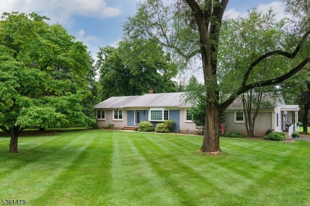 50 Skillman Rd, Montgomery Twp, NJ 08558 - ranch-style house with a front yard