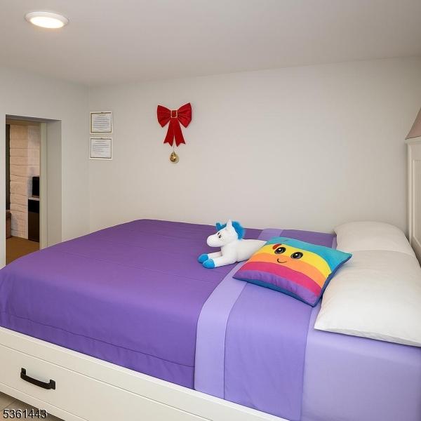 276 5th Ave, Paterson City, NJ 07524 - bedroom with recessed lighting