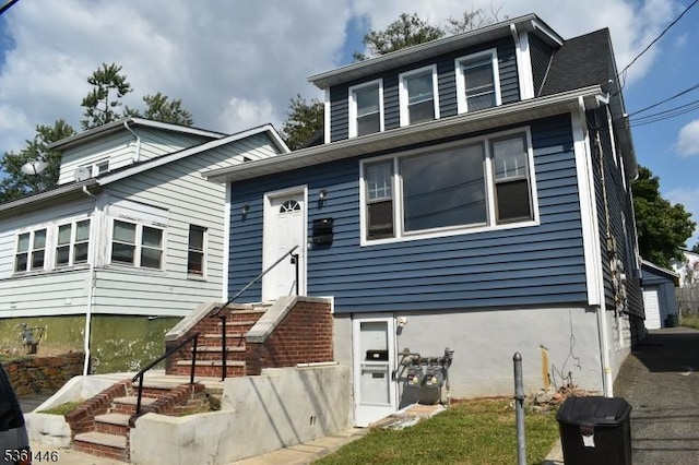 375 Tower St, Union Twp, NJ 07088 - view of front facade with entry steps