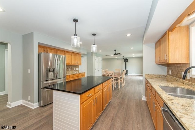 5 Britton St, Netcong Boro, NJ 07857 - kitchen featuring appliances with stainless steel finishes, a sink, baseboards, dark wood-style floors, and recessed lighting