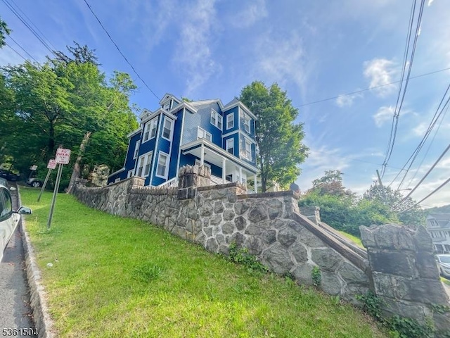 80 Western Ave, Morristown Town, NJ 07960 - view of side of home with a lawn