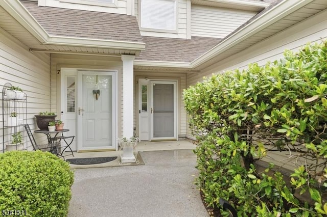 5 Caleb Ct, Hardyston Twp, NJ 07419 - property entrance with a shingled roof